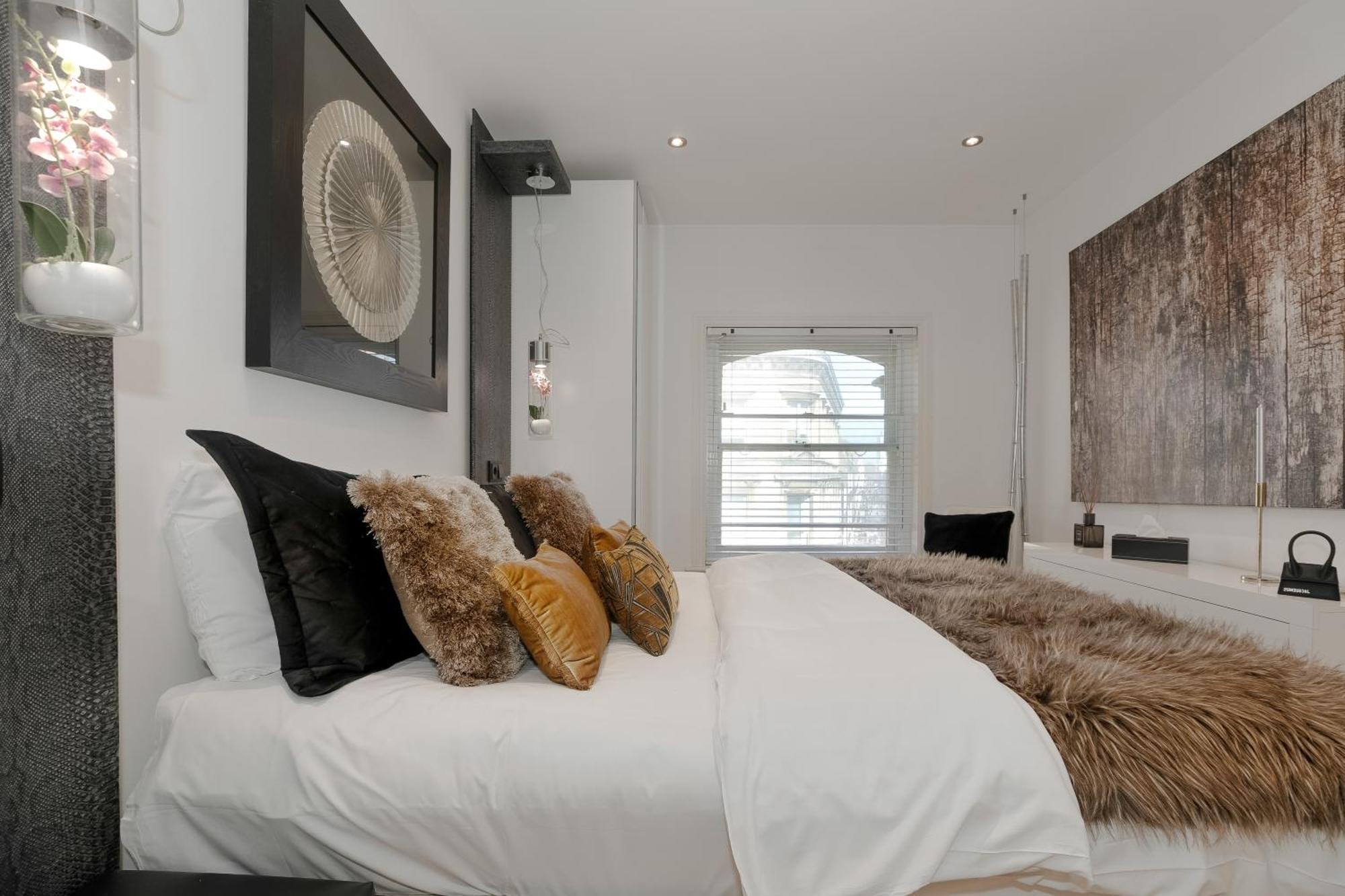 Cool Covent Garden Theatre Design Hub For Families Friends Couples Apartment Londra Exterior foto